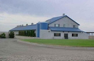 1400 Lewandowski Rd, Sunnyside, WA 98944