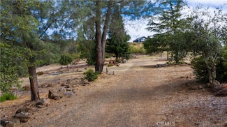 21541 Yankee Valley Rd, Hidden Valley Lake, CA 95467