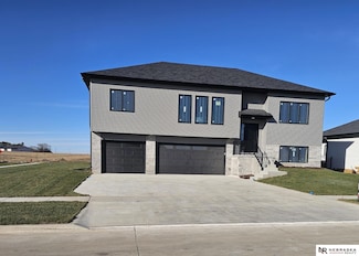 866 W El Alameda St, Lincoln, NE 68523