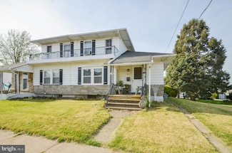 2243 2nd St, Easton, PA 18042