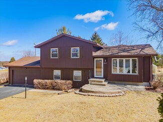 2825 Prairie Rd, Madison, WI 53719