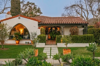 1241 Solita Rd, Pasadena, CA 91103