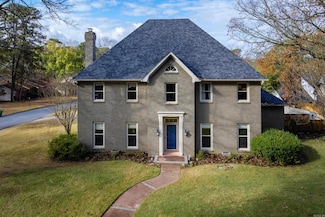 2 Hyde Ct, Little Rock, AR 72212