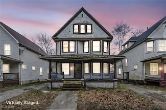 2215 E 81st St, Cleveland, OH 44103
