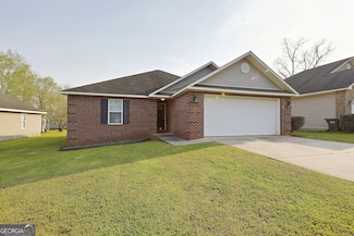 104 Grove Pointe Dr, Thomasville, GA 31792