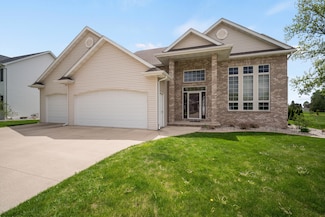 201 E Clearfield Ln, Appleton, WI 54913