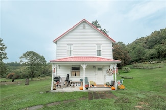 136 Bella Vista Ln, Rural Valley, PA 16249