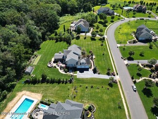 48 Weathervane Cir, Upper Freehold, NJ 08514