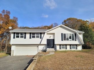 150 Inwood Dr, Naugatuck, CT 06770