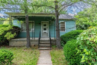9651 Homestead Dr, Franklin, OH 45005