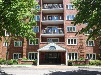 6530 W Irving Park Rd Unit 604, Chicago, IL 60634