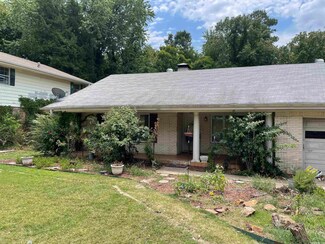 7701 Leawood Blvd, Little Rock, AR 72205