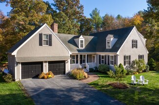 16 Beech Wood Rd, Mattapoisett, MA 02739