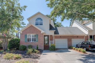 109 Lighthouse Dr, Carolina Beach, NC 28428