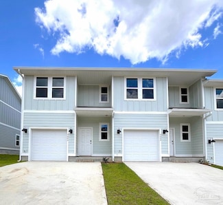 9467 Nature Creek Ln, Bellview, FL 32526