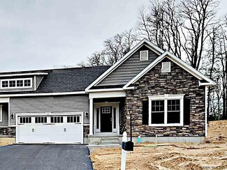 33 Joshua Place, Bethlehem, NY 12077