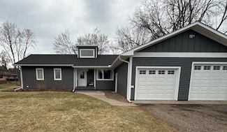 16161 6th St N, Lakeland, MN 55043