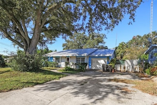 245 16th St NE, Winter Haven, FL 33881