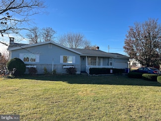 205 Memorial Dr, Richland, PA 17087