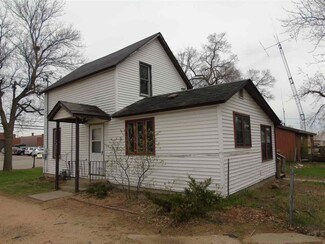 429 N Main St, Adams, WI 53910