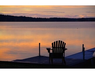 114 Bow Lake Estates Rd, Strafford, NH 03884