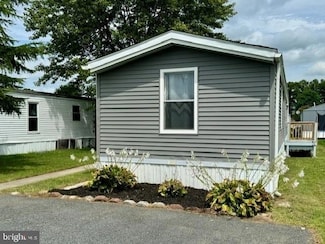 46 Pinewood Acres Ave, Dover, DE 19901
