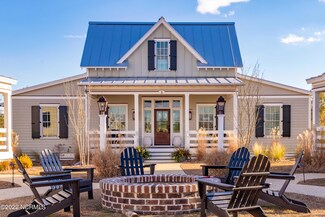 2 Back Cove Cir, Oriental, NC 28571
