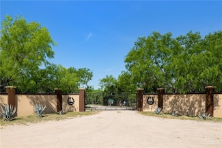 38713 N Fm 681, Linn, TX 78563