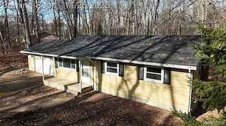 9300 Bath Rd, Laingsburg, MI 48848