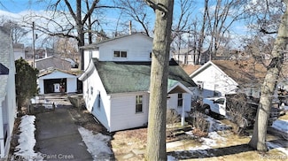 1326 Mohawk Ave, Royal Oak, MI 48067