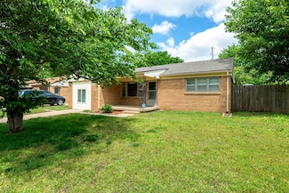 1420 E Amsden Ln, Wichita, KS 67216