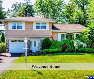 45 Eton Terrace, Norwood, NJ 07648