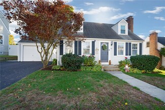 110 Fairfield Rd, Cranston, RI 02910