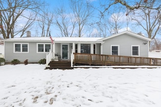 12 Conklin Ave, Selden, NY 11784