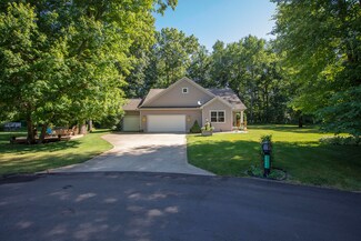 25466 Harold Ct, Edwardsburg, MI 49112