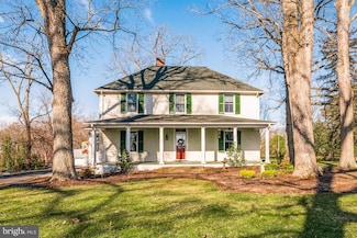 8186 Lees Ridge Rd, Warrenton, VA 20186