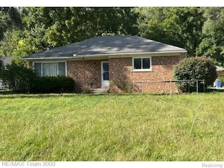 32652 Cadillac St, Farmington Hills, MI 48336