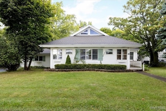50 School St, Williamsville, NY 14221