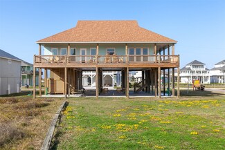 2598 Breaker Dr, Crystal Beach, TX 77650
