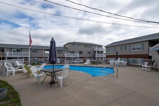 68 Kings Hwy Unit 32, Hampton, NH 03842