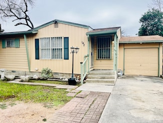 142 Harwood Dr, San Antonio, TX 78213