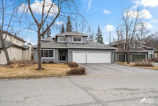 8731 Sonora Cir, Eagle River, AK 99577