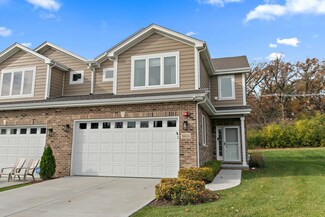 9416 Saratoga Ct, Hickory Hills, IL 60457