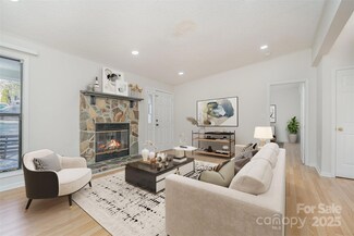 11236 Mallard Crossing Dr, Charlotte, NC 28262