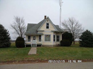 211 N Maple St, Magnolia, IL 61336