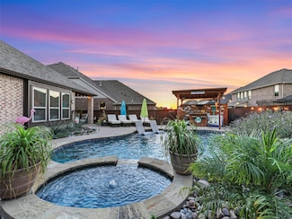 405 Forefront Ave, Celina, TX 75009
