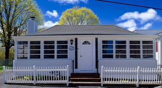 16 4th St, Wareham, MA 02538