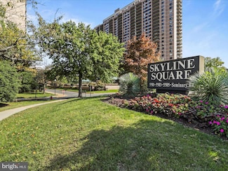 5501 Seminary Rd Unit 2112S, Falls Church, VA 22041