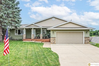 12 Parkview Cir, Dunlap, IA 51529
