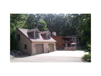 143 Whitestown Rd, Harmony, PA 16037